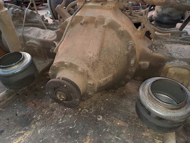 Volvo RAD-A4 (FH12) - Bagaksel for Lastbil: billede 3 Volvo RAD-A4 (FH12) - Bagaksel for Lastbil: billede 3