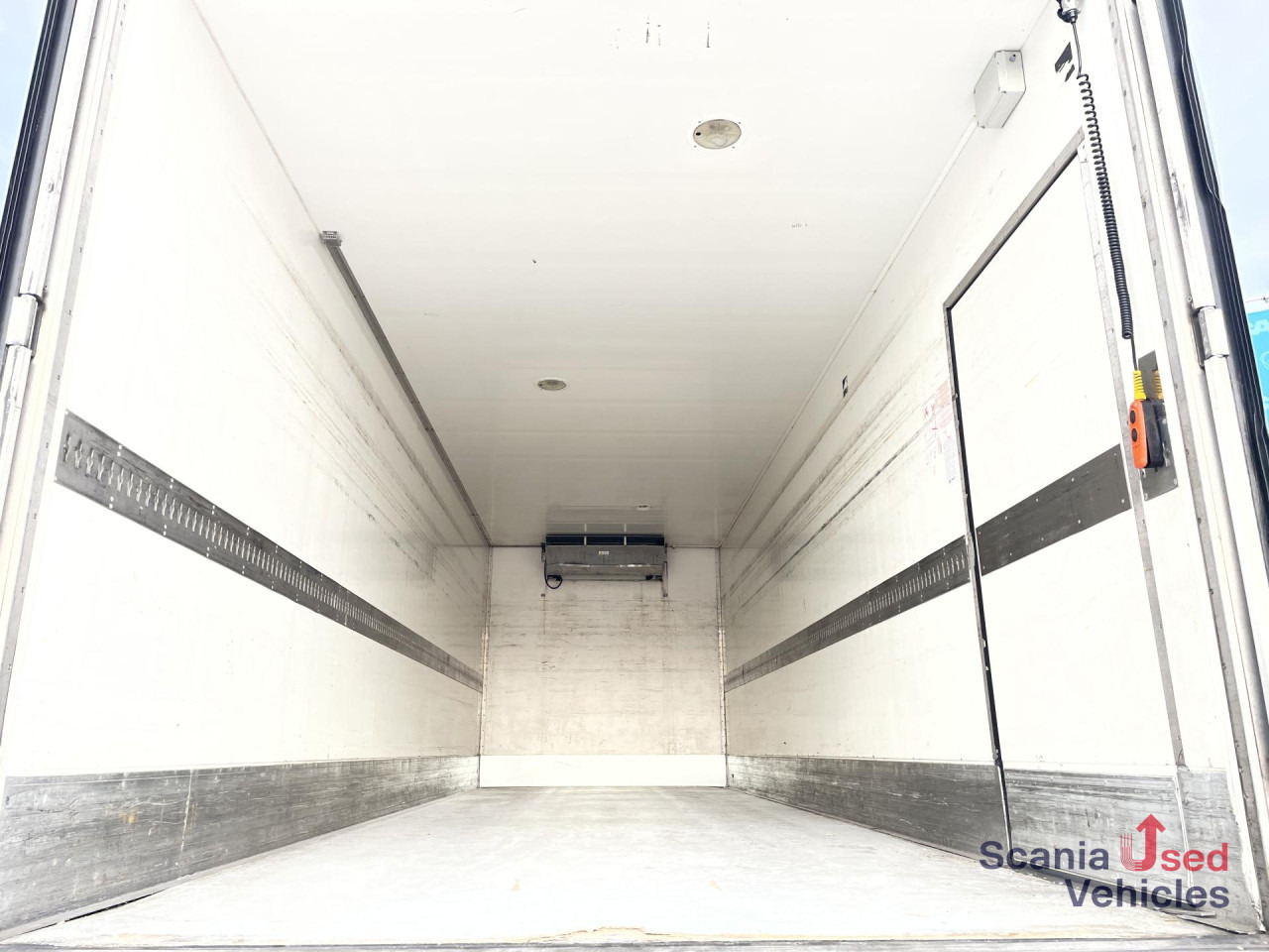 SCANIA P 250 B4x2LA FRIGO -27 TAIL LIFT 1.5T 815X251X244C - Kølevogn lastbil: billede 3 SCANIA P 250 B4x2LA FRIGO -27 TAIL LIFT 1.5T 815X251X244C - Kølevogn lastbil: billede 3