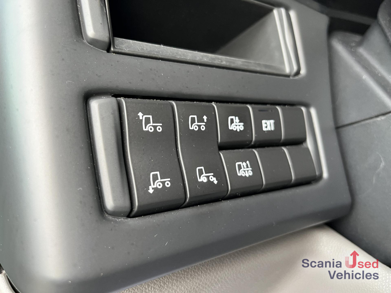 SCANIA P 320 B6x2*4NB RETARDER FULL AIR 8T 7.2x2.5x2.35M - Lastbil varevogn: billede 4 SCANIA P 320 B6x2*4NB RETARDER FULL AIR 8T 7.2x2.5x2.35M - Lastbil varevogn: billede 4