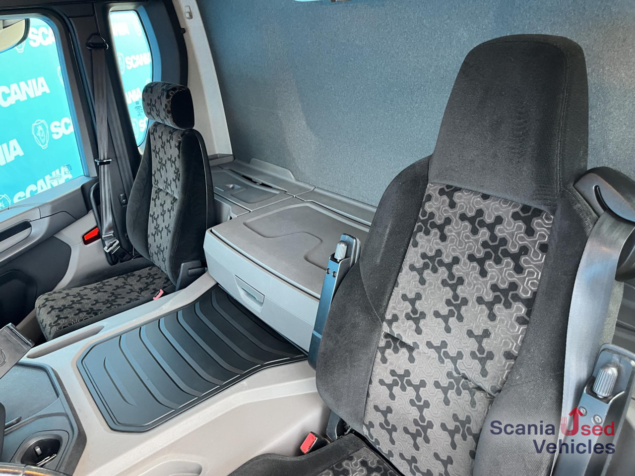 SCANIA P 320 B6x2*4NB RETARDER FULL AIR 8T 7.2x2.5x2.35M - Lastbil varevogn: billede 3 SCANIA P 320 B6x2*4NB RETARDER FULL AIR 8T 7.2x2.5x2.35M - Lastbil varevogn: billede 3