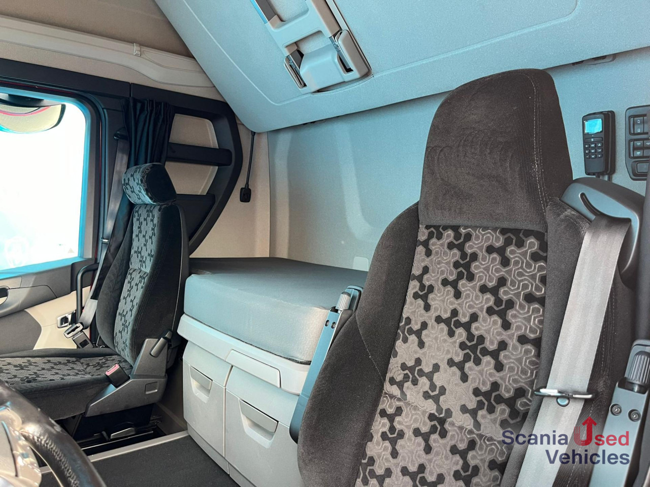 SCANIA R 450 A4x2NA RETARDER LED NAVI PTO - Trækker: billede 3 SCANIA R 450 A4x2NA RETARDER LED NAVI PTO - Trækker: billede 3