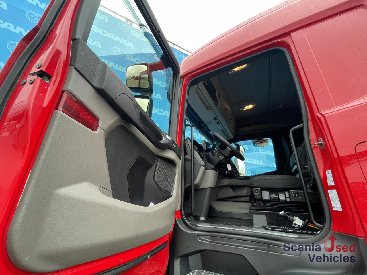 SCANIA R 450 A4x2NB DIFF-L RETARDER FULL AIR HYDRO 8T - Trækker: billede 3 SCANIA R 450 A4x2NB DIFF-L RETARDER FULL AIR HYDRO 8T - Trækker: billede 3