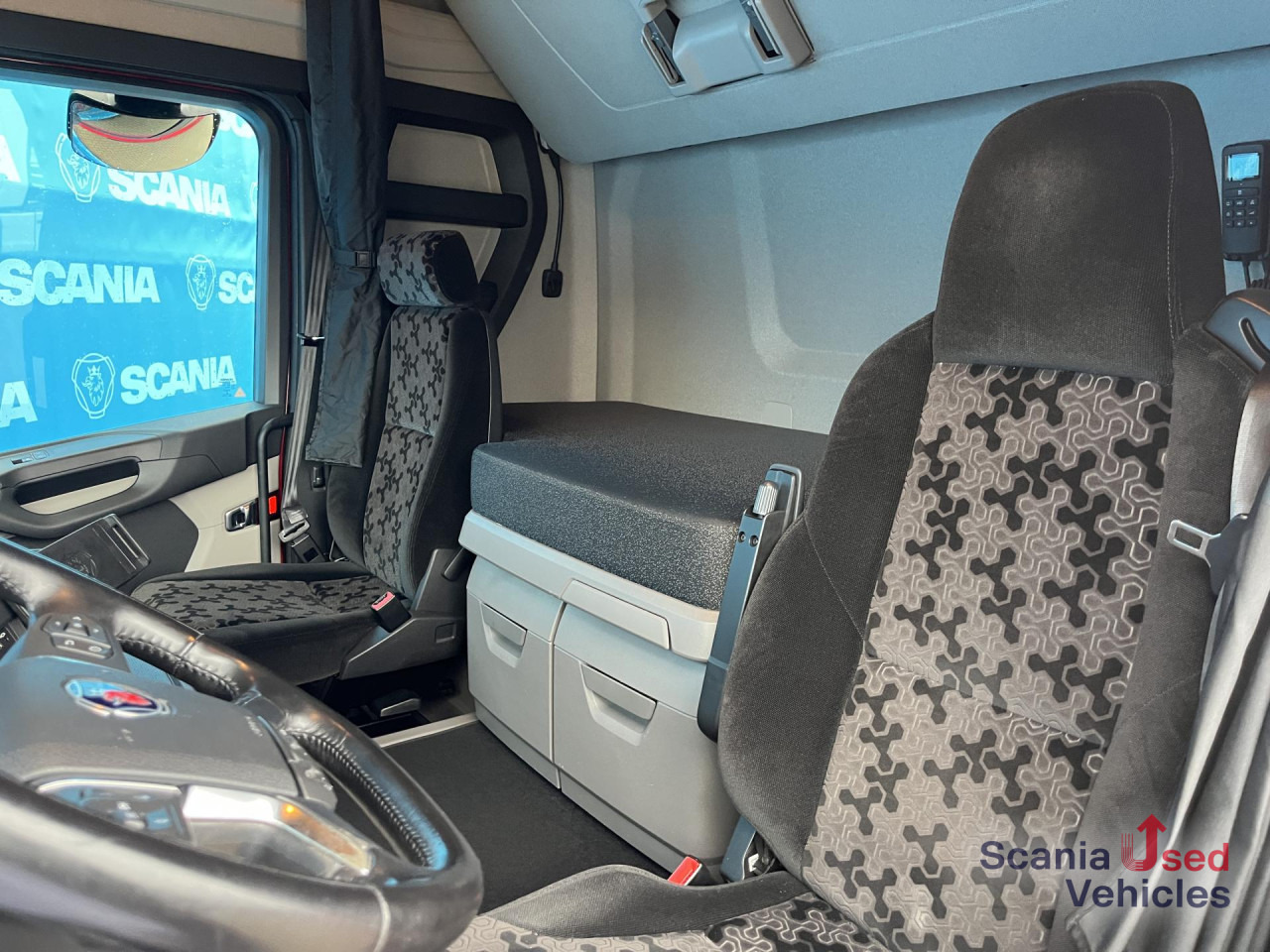 SCANIA R 450 A6x2/4NA RETARDER PTO P-AIRCO LED NAVI - Trækker: billede 3 SCANIA R 450 A6x2/4NA RETARDER PTO P-AIRCO LED NAVI - Trækker: billede 3