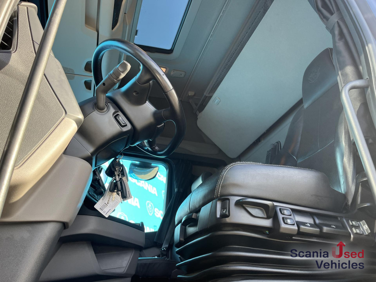 SCANIA S 500 A6x2/4NB DIFF-L RETARDER FULL AIR ACC - Trækker: billede 4 SCANIA S 500 A6x2/4NB DIFF-L RETARDER FULL AIR ACC - Trækker: billede 4