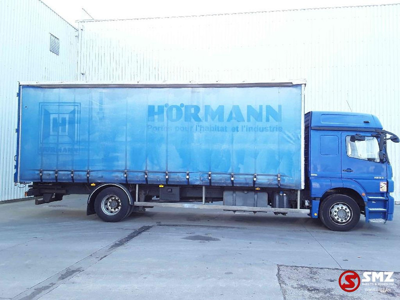 Mercedes-Benz Axor 1833 - Lastbil med presenning: billede 4 Mercedes-Benz Axor 1833 - Lastbil med presenning: billede 4