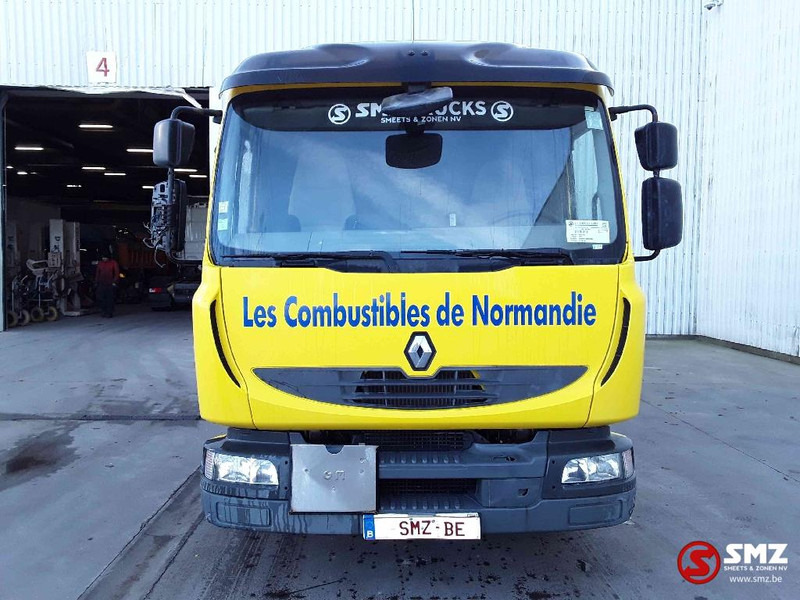 Renault Midlum 220 6000L 91000km! 3 comp - Tankbil: billede 2 Renault Midlum 220 6000L 91000km! 3 comp - Tankbil: billede 2