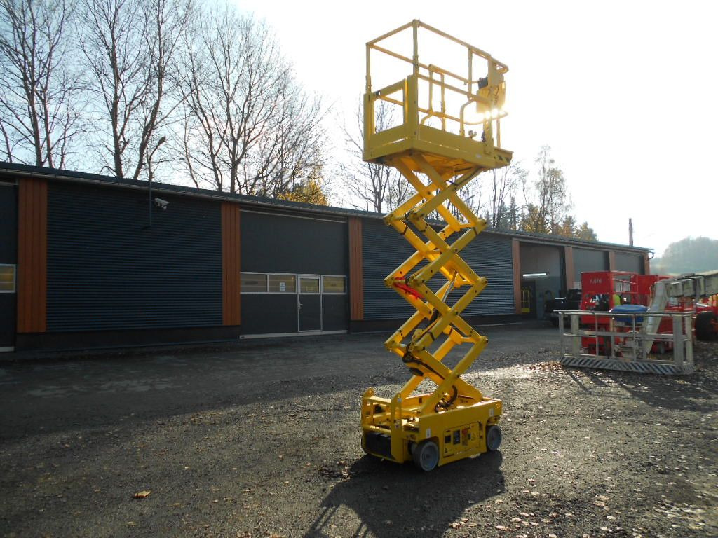 Genie GS 1330, Scherenarbeitsbühne Genie 5,9 m - Lastbil med mandskabslift: billede 2 Genie GS 1330, Scherenarbeitsbühne Genie 5,9 m - Lastbil med mandskabslift: billede 2