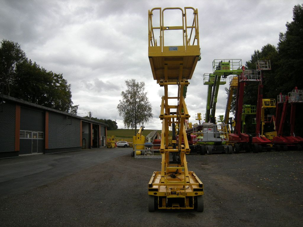 Genie GS 2646, Scherenarbeitsbühne Genie 9,9 m - Lastbil med mandskabslift: billede 3 Genie GS 2646, Scherenarbeitsbühne Genie 9,9 m - Lastbil med mandskabslift: billede 3