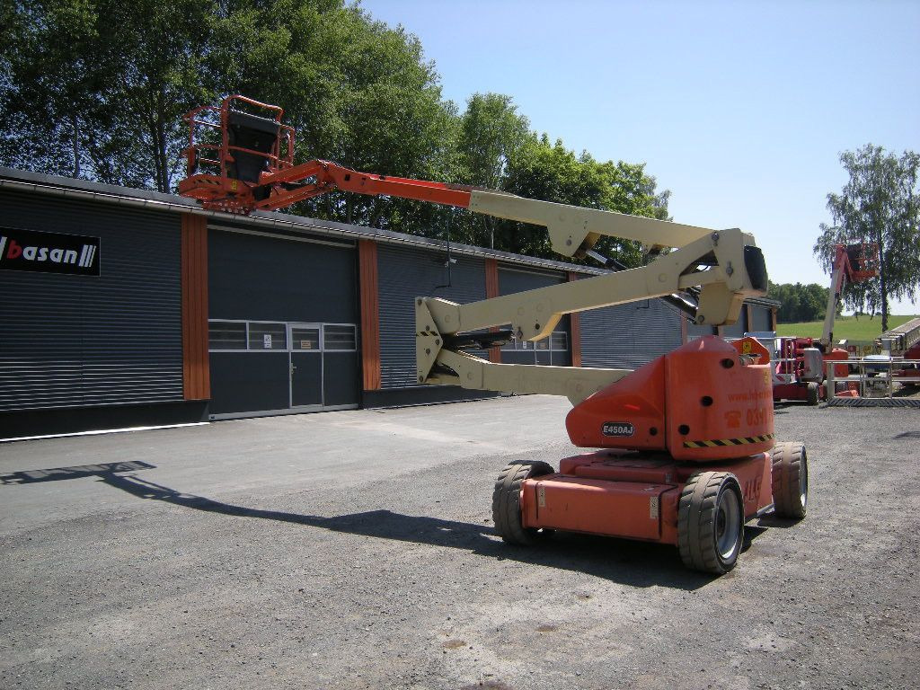 JLG E450 AJ Gelenkteleskoparbeitsbühne 16 m - Lastbil med mandskabslift: billede 4 JLG E450 AJ Gelenkteleskoparbeitsbühne 16 m - Lastbil med mandskabslift: billede 4