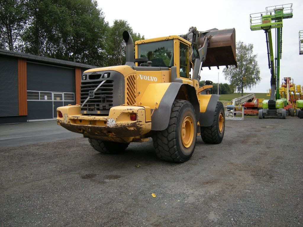 Volvo L 120 E - Gummihjulslæsser: billede 2 Volvo L 120 E - Gummihjulslæsser: billede 2