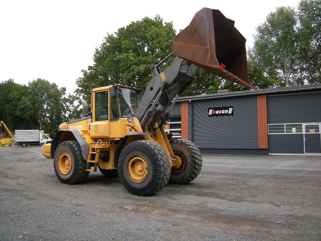 Volvo L 120 E - Gummihjulslæsser: billede 1 Volvo L 120 E - Gummihjulslæsser: billede 1