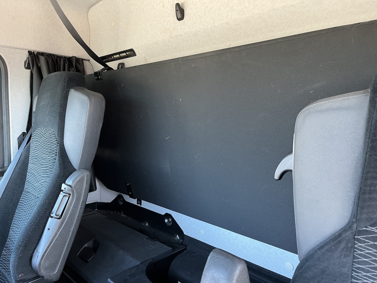 Mercedes-Benz Antos 1840 4x4 HAD LBW Kühlung Flüssigstickstoff - Lastbil varevogn: billede 4 Mercedes-Benz Antos 1840 4x4 HAD LBW Kühlung Flüssigstickstoff - Lastbil varevogn: billede 4