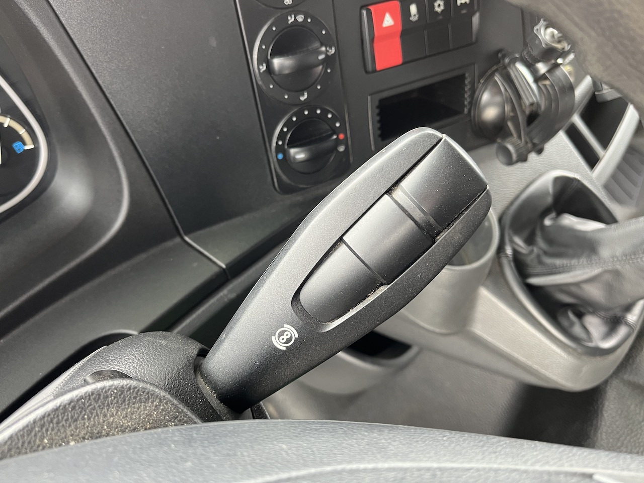 Mercedes-Benz Atego 823 4x2 AHK Hebezug Seilzug Brennholz - Ladbil: billede 2 Mercedes-Benz Atego 823 4x2 AHK Hebezug Seilzug Brennholz - Ladbil: billede 2