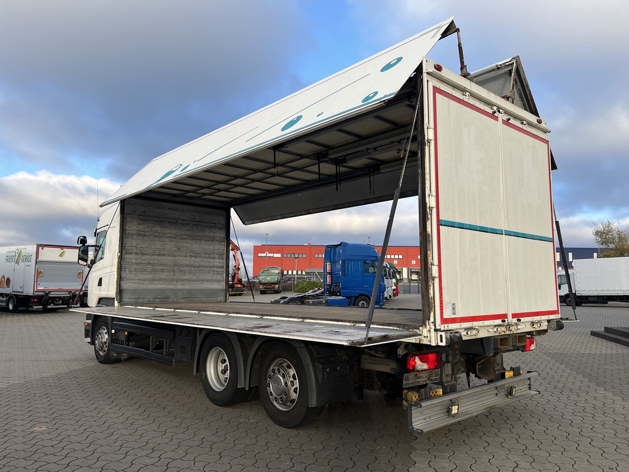 Scania R 450 6x2 Geränke Lenkachse Retarder - Lastbil varevogn: billede 3 Scania R 450 6x2 Geränke Lenkachse Retarder - Lastbil varevogn: billede 3