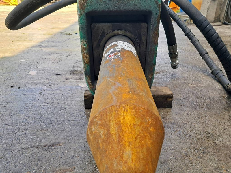 MONTABERT M900 - Hydraulisk hammer for Entreprenørmaskin: billede 4 MONTABERT M900 - Hydraulisk hammer for Entreprenørmaskin: billede 4