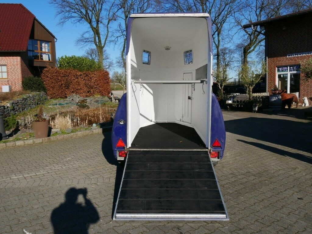 Böckmann 1,5 Pferde Heckklappe schwenkbar - Hestetrailer: billede 2 Böckmann 1,5 Pferde Heckklappe schwenkbar - Hestetrailer: billede 2