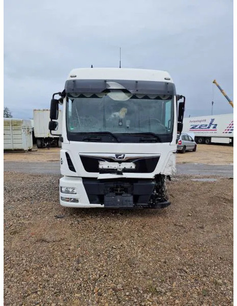 MAN BL UNFALL Koffer Langes Haus Klima - Varevogn: billede 2 MAN BL UNFALL Koffer Langes Haus Klima - Varevogn: billede 2