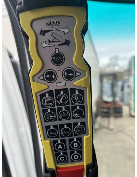 Lastbil kroghejs Mercedes-Benz Actros 2543 BL 6x2 MEILLER Abroller TÜV NEU!: billede 17 Lastbil kroghejs Mercedes-Benz Actros 2543 BL 6x2 MEILLER Abroller TÜV NEU!: billede 17