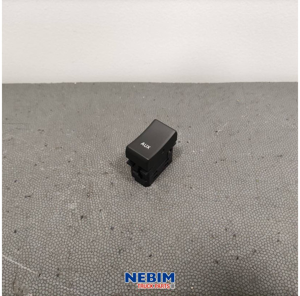 Volvo Volvo - 24296132 - Schakelaar AUX - Reservedel for Lastbil: billede 1 Volvo Volvo - 24296132 - Schakelaar AUX - Reservedel for Lastbil: billede 1