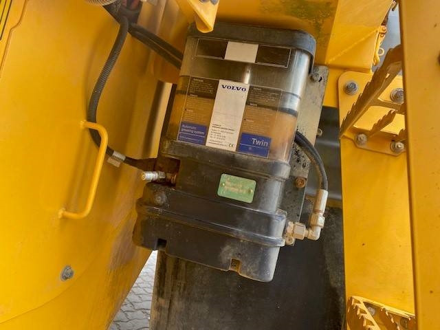 Gummihjulslæsser Volvo L 120 H (12005485): billede 13