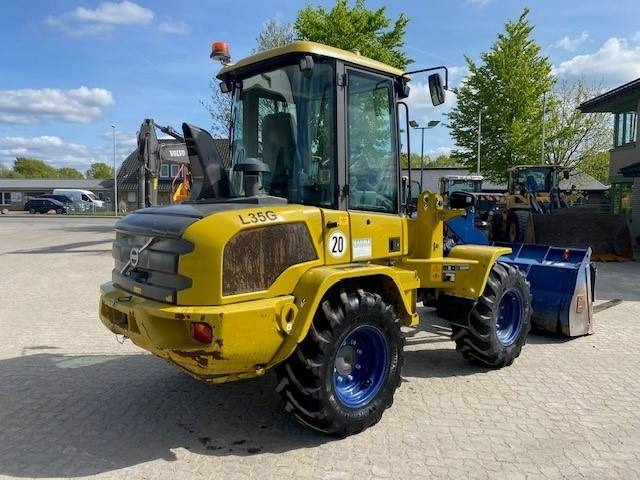 Volvo L 35 G MIETE / RENTAL (12002209) - Gummihjulslæsser: billede 4 Volvo L 35 G MIETE / RENTAL (12002209) - Gummihjulslæsser: billede 4