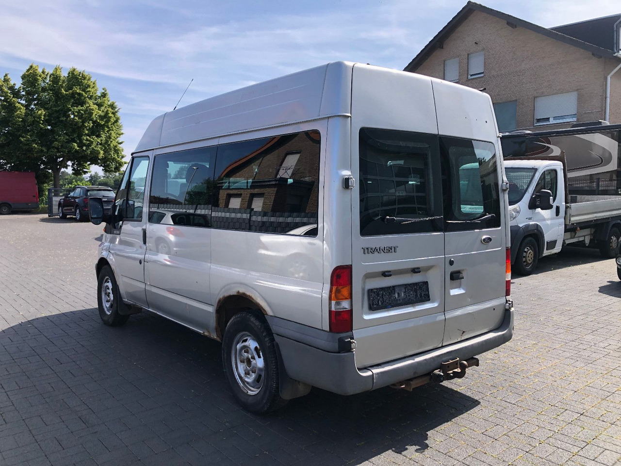 Ford Transit 2.4 TDi, Heckantrieb, 8-Sitzer, Klima - Persontransport: billede 4 Ford Transit 2.4 TDi, Heckantrieb, 8-Sitzer, Klima - Persontransport: billede 4