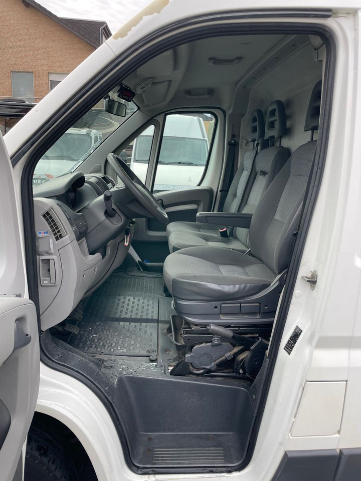 Leje en Peugeot Boxer 120 HDI Kühlkastenwagen Peugeot Boxer 120 HDI Kühlkastenwagen: billede 11 Leje en Peugeot Boxer 120 HDI Kühlkastenwagen Peugeot Boxer 120 HDI Kühlkastenwagen: billede 11