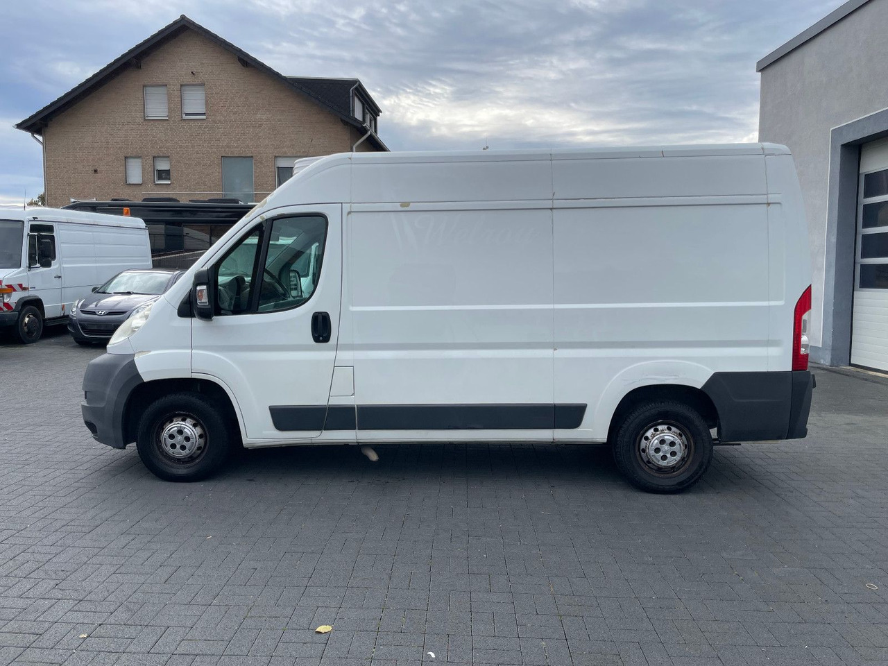 Leje en Peugeot Boxer 120 HDI Kühlkastenwagen Peugeot Boxer 120 HDI Kühlkastenwagen: billede 6 Leje en Peugeot Boxer 120 HDI Kühlkastenwagen Peugeot Boxer 120 HDI Kühlkastenwagen: billede 6
