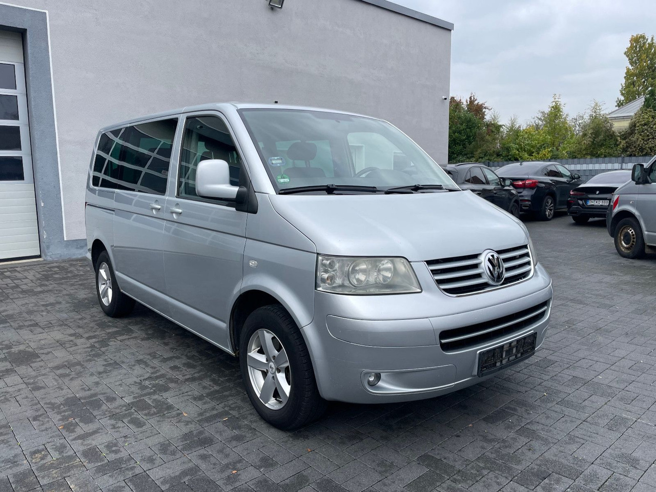 Volkswagen T5 2.5 TDi Caravelle 4Motion 8-Sitzer - Persontransport: billede 1 Volkswagen T5 2.5 TDi Caravelle 4Motion 8-Sitzer - Persontransport: billede 1