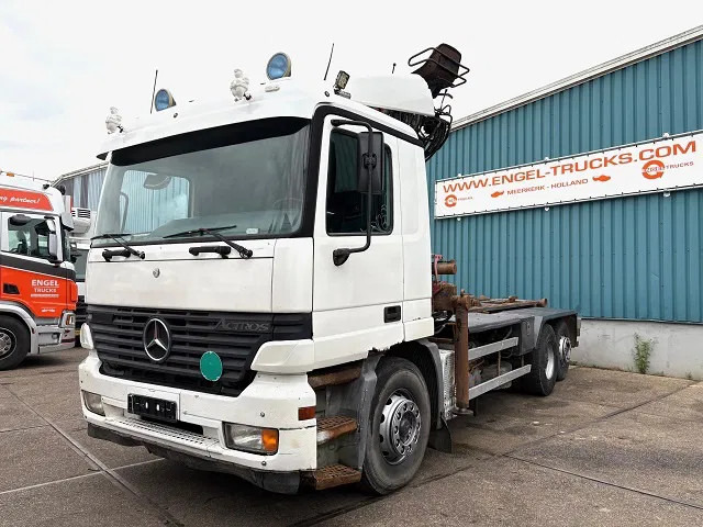 Mercedes-Benz Actros 2540 L 6x2 MP1 WITH V-CRANE & HOOK-ARM SYSTEM (EPS WITH CLUTCH (3 PEDALS) / REDUCTION AXLE / STEEL-/AIR SUSPENSION / P.T. - Lastbil kroghejs, Lastbil med kran: billede 1 Mercedes-Benz Actros 2540 L 6x2 MP1 WITH V-CRANE & HOOK-ARM SYSTEM (EPS WITH CLUTCH (3 PEDALS) / REDUCTION AXLE / STEEL-/AIR SUSPENSION / P.T. - Lastbil kroghejs, Lastbil med kran: billede 1
