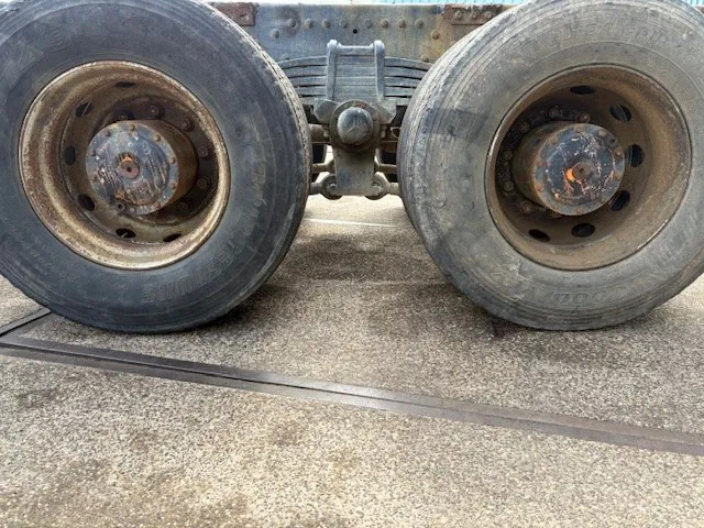 Lastbil chassis Mercedes-Benz SK 3335K 8x4 FULL STEEL CHASSIS (ZF16 MANUAL GEARBOX / RETARDER / FULL STEEL SUSPENSION / REDUCTION AXLES): billede 6