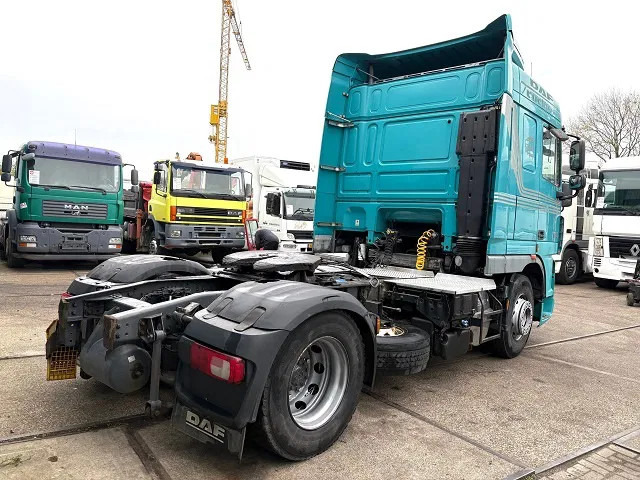DAF XF 105.460 ATE SPACECAB (EURO 5 / ZF MANUAL GEARBOX / P.T.O. / AIRCONDITIONING / FRIDGE UNDER BED / ETC.) - Trækker: billede 3 DAF XF 105.460 ATE SPACECAB (EURO 5 / ZF MANUAL GEARBOX / P.T.O. / AIRCONDITIONING / FRIDGE UNDER BED / ETC.) - Trækker: billede 3