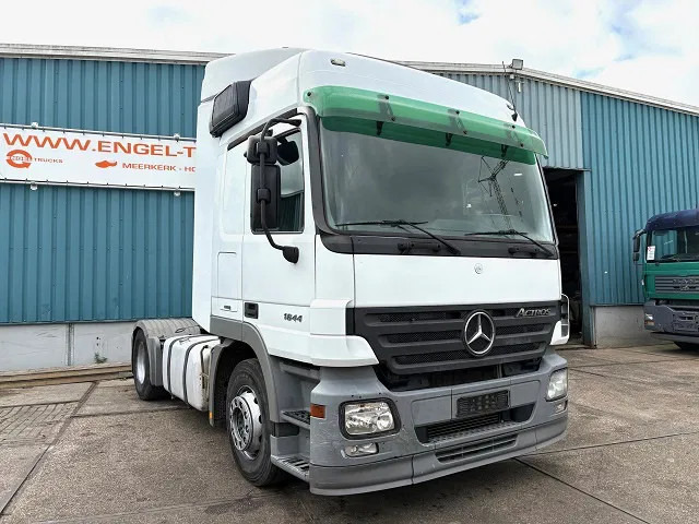 Mercedes-Benz Actros 1844 LS (MP2) (TELLIGENT AUTOMATIC / AIRCONDITIONING / 2x DIESELTANK / EURO 5) - Trækker: billede 2 Mercedes-Benz Actros 1844 LS (MP2) (TELLIGENT AUTOMATIC / AIRCONDITIONING / 2x DIESELTANK / EURO 5) - Trækker: billede 2