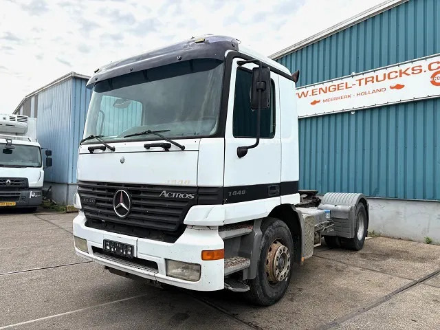 Mercedes-Benz Actros 1848 LS (MP1) 4x2 TRACTOR (EPS WITH CLUTCH / RUDUCTION AXLE / HYDRAULIC KIT / AIRCONDITIONING / ETC) - Trækker: billede 1 Mercedes-Benz Actros 1848 LS (MP1) 4x2 TRACTOR (EPS WITH CLUTCH / RUDUCTION AXLE / HYDRAULIC KIT / AIRCONDITIONING / ETC) - Trækker: billede 1