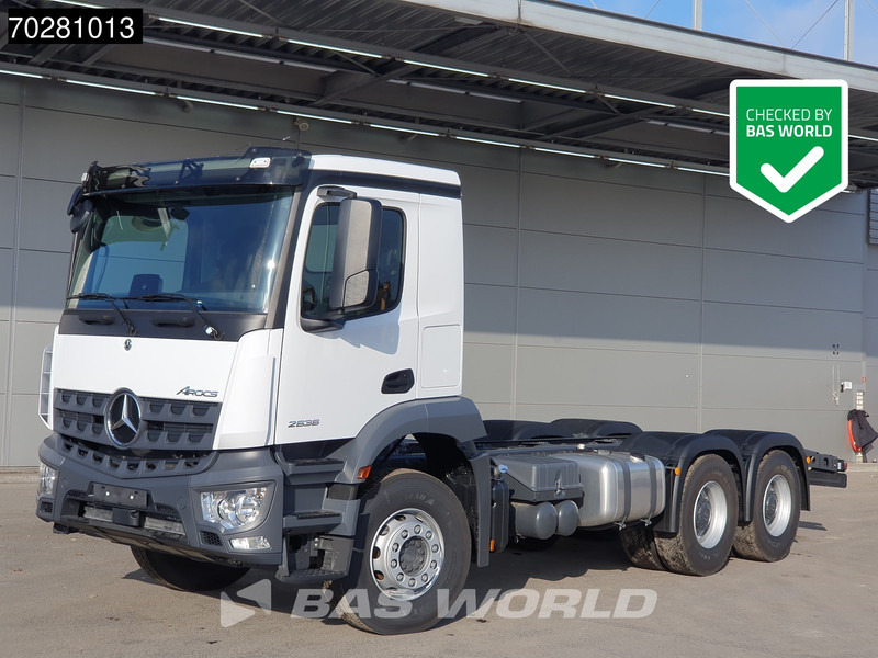 Mercedes-Benz Arocs 2636 6X4 NEW chassis Flywheel PTO Big-Axle Automatic Steelsuspension Euro 6 - Lastbil chassis: billede 1 Mercedes-Benz Arocs 2636 6X4 NEW chassis Flywheel PTO Big-Axle Automatic Steelsuspension Euro 6 - Lastbil chassis: billede 1
