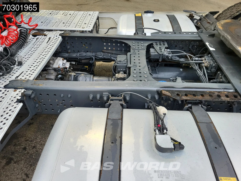 Leje en Mercedes-Benz Actros 1842 4X2 StreamSpace 2xTanks Mercedes-Benz Actros 1842 4X2 StreamSpace 2xTanks: billede 17 Leje en Mercedes-Benz Actros 1842 4X2 StreamSpace 2xTanks Mercedes-Benz Actros 1842 4X2 StreamSpace 2xTanks: billede 17