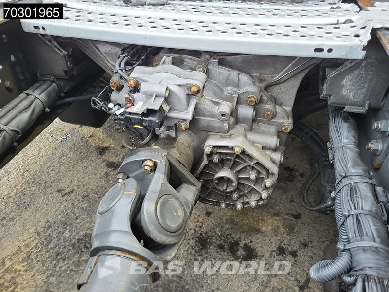 Leje en Mercedes-Benz Actros 1842 4X2 StreamSpace 2xTanks Mercedes-Benz Actros 1842 4X2 StreamSpace 2xTanks: billede 16 Leje en Mercedes-Benz Actros 1842 4X2 StreamSpace 2xTanks Mercedes-Benz Actros 1842 4X2 StreamSpace 2xTanks: billede 16