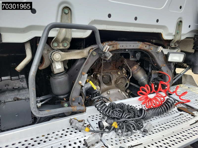 Leje en Mercedes-Benz Actros 1842 4X2 StreamSpace 2xTanks Mercedes-Benz Actros 1842 4X2 StreamSpace 2xTanks: billede 13 Leje en Mercedes-Benz Actros 1842 4X2 StreamSpace 2xTanks Mercedes-Benz Actros 1842 4X2 StreamSpace 2xTanks: billede 13