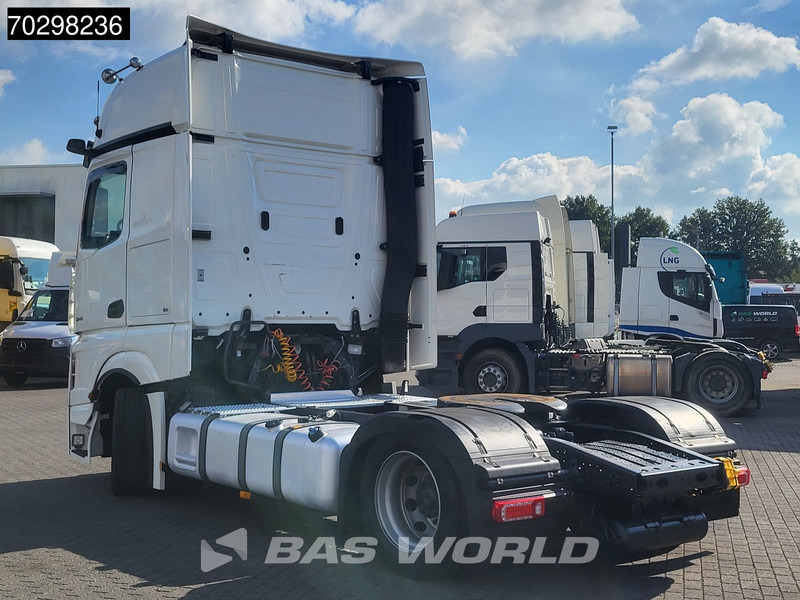 Mercedes-Benz Actros 1845 4X2 Mega Retarder 2xTanks ACC Standklima Euro 6 - Trækker: billede 2 Mercedes-Benz Actros 1845 4X2 Mega Retarder 2xTanks ACC Standklima Euro 6 - Trækker: billede 2