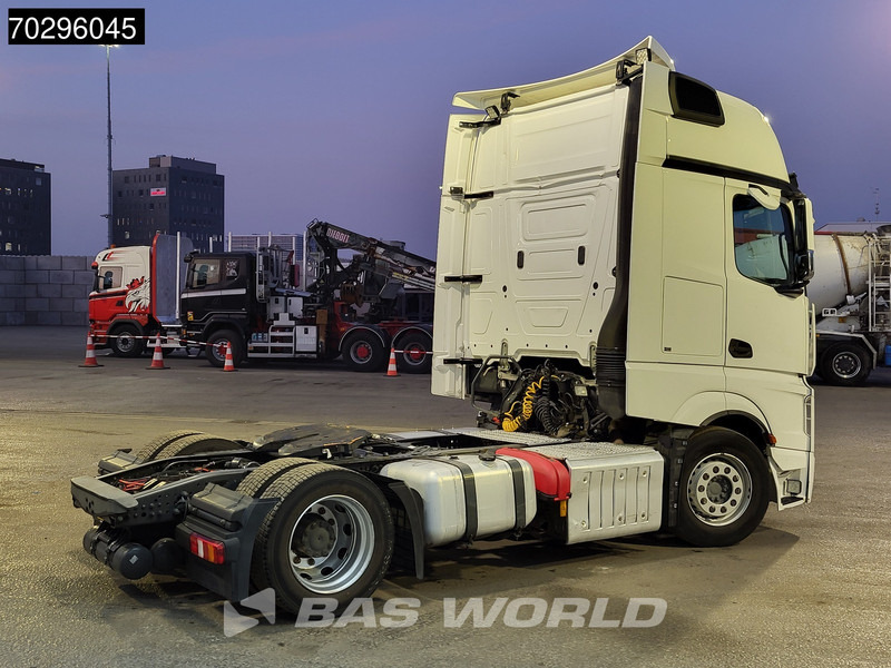 Mercedes-Benz Actros 1845 Actros 4X2 GigaSpace NL-Truck Mega 2xTanks Standklima ACC Euro 6 - Trækker: billede 5 Mercedes-Benz Actros 1845 Actros 4X2 GigaSpace NL-Truck Mega 2xTanks Standklima ACC Euro 6 - Trækker: billede 5