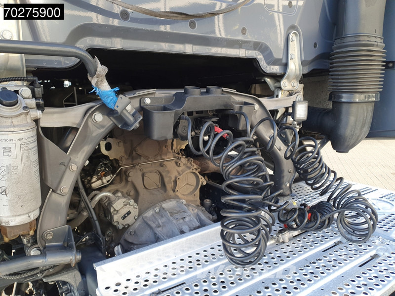 Leje en Mercedes-Benz Actros 1851 4X2 BigSpace 2x Tanks Mercedes-Benz Actros 1851 4X2 BigSpace 2x Tanks: billede 6