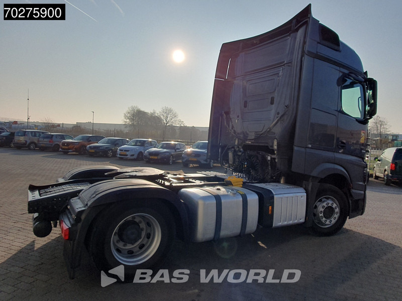 Leje en Mercedes-Benz Actros 1851 4X2 BigSpace 2x Tanks Mercedes-Benz Actros 1851 4X2 BigSpace 2x Tanks: billede 12