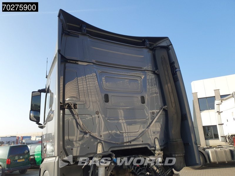 Leje en Mercedes-Benz Actros 1851 4X2 BigSpace 2x Tanks Mercedes-Benz Actros 1851 4X2 BigSpace 2x Tanks: billede 5
