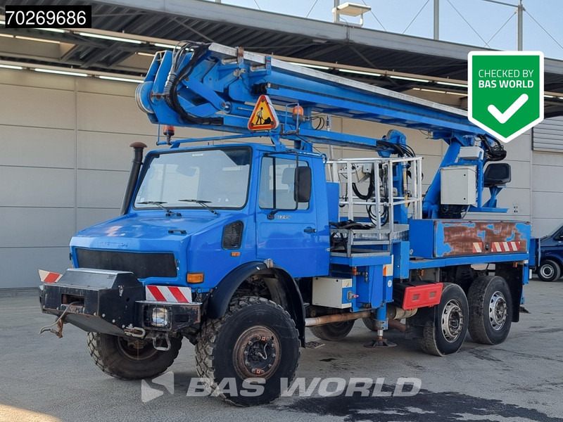 Unimog U2450L 6X6 Unimog Engin EGI TP 226 hubarbeitsbühne Manual Euro 2 - Lastbil med kran: billede 1 Unimog U2450L 6X6 Unimog Engin EGI TP 226 hubarbeitsbühne Manual Euro 2 - Lastbil med kran: billede 1