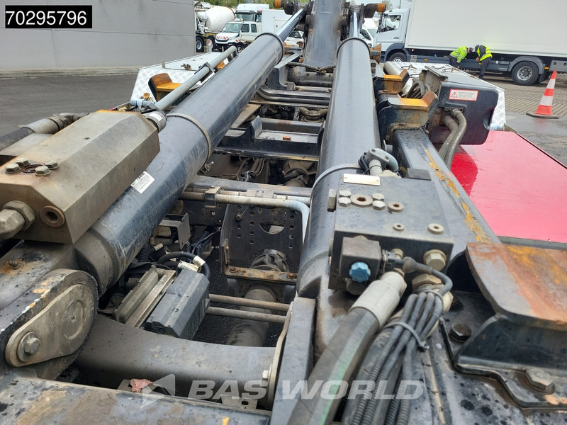 Volvo FH16 750 FH16 6X2 HIAB Multilift XR21S61 Hooklift Lift+steering Axle Automatic Euro 6 - Lastbil kroghejs: billede 5 Volvo FH16 750 FH16 6X2 HIAB Multilift XR21S61 Hooklift Lift+steering Axle Automatic Euro 6 - Lastbil kroghejs: billede 5