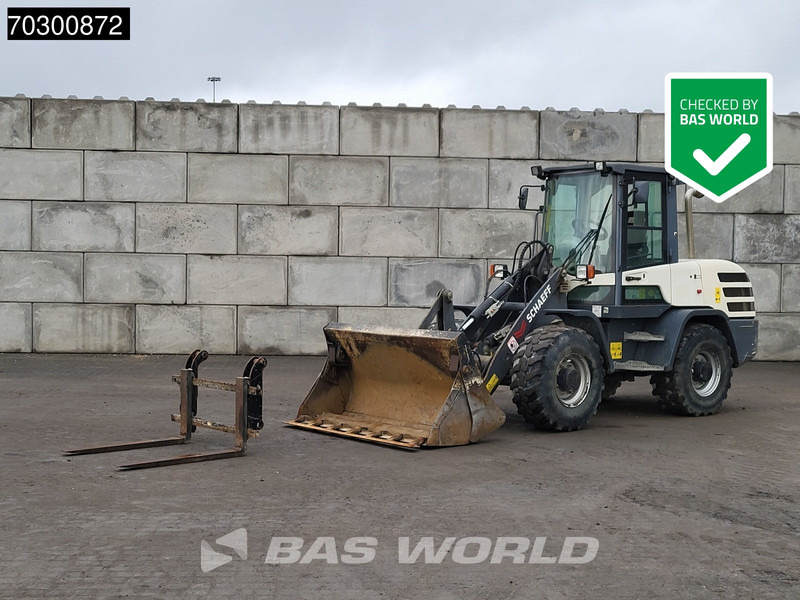 Yanmar TL80 4-1 Buckets + Forks - Gummihjulslæsser: billede 1 Yanmar TL80 4-1 Buckets + Forks - Gummihjulslæsser: billede 1