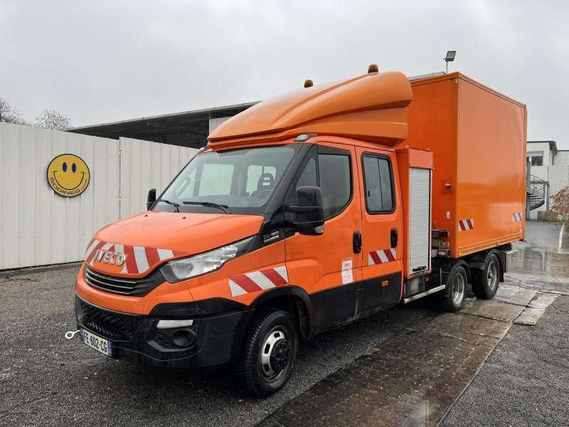Iveco 35-180 - Varebil med kasse, Mandskabsbil: billede 2 Iveco 35-180 - Varebil med kasse, Mandskabsbil: billede 2