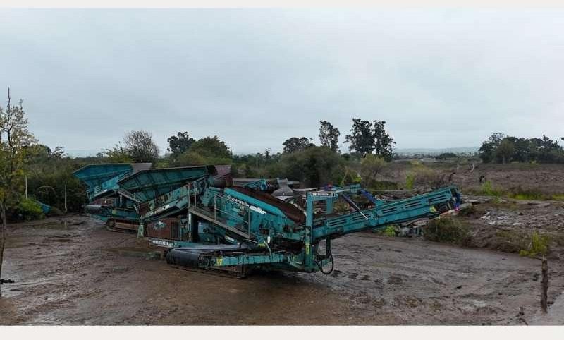 Powerscreen Cribleuse WARRIOR 1400 - Sorterværk: billede 2 Powerscreen Cribleuse WARRIOR 1400 - Sorterværk: billede 2