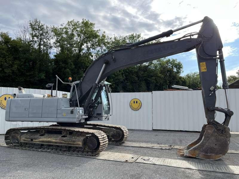 Volvo EC220DL - Bæltegravemaskine: billede 1 Volvo EC220DL - Bæltegravemaskine: billede 1