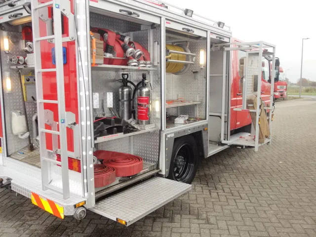 Mercedes-Benz 1325 godiva pump bomberos - Brandbil: billede 2 Mercedes-Benz 1325 godiva pump bomberos - Brandbil: billede 2